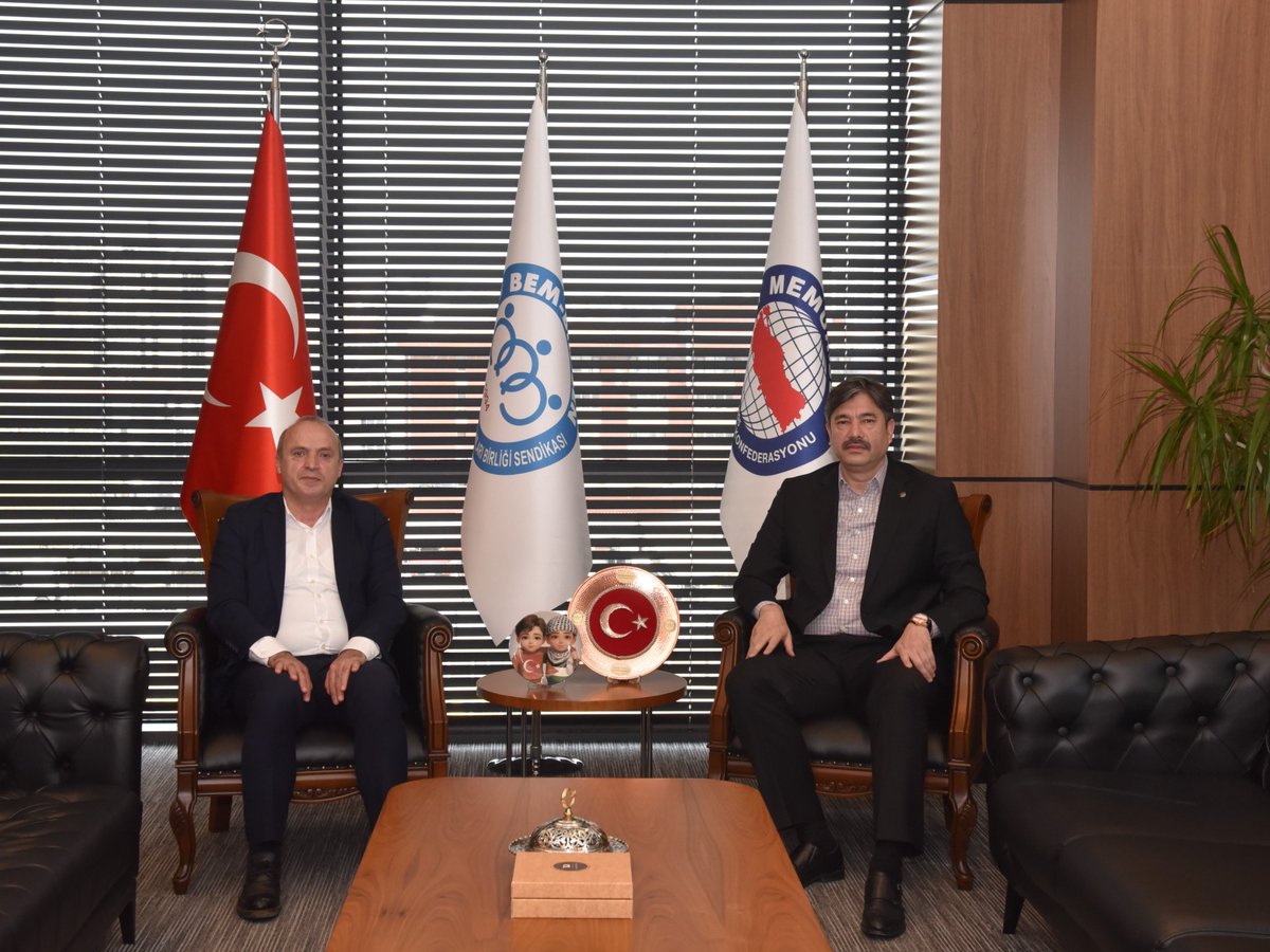 Genel Başkanımız 
Levent Uslu 

Ordu Büyükşehir 
Belediyesi Genel Sekreteri
Abdülkadir Hatipoğlu'nu

Genel Merkezimizde misafir etti.

<a href="/OrduBBld/">Ordu Büyükşehir Belediyesi</a>