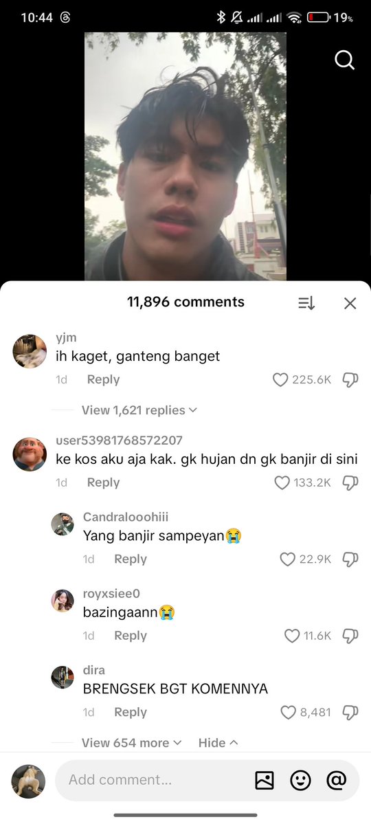 Gus Fring tweet media