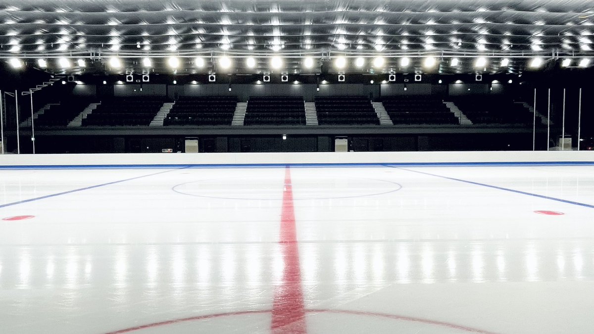 大人スケート部 tweet media