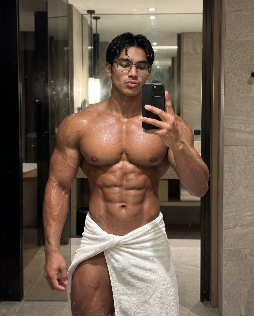 DjMarcoAndre's tweet image. Muscle Fitness Squad featuring @KhairulZayb3rc

x.com/DjMarcoAndre

#threadsapp ⬇️

threads.net/@arnico_magazi…

#bluesky #BlueskyApp

bsky.app/profile/uimf.b…

#reddit ⬇️

reddit.com/r/Muscle_Fit_M…

 #fitfam @alphamuscleclub   #Motivation @SexyMaleBodies  #FitnessMotivation