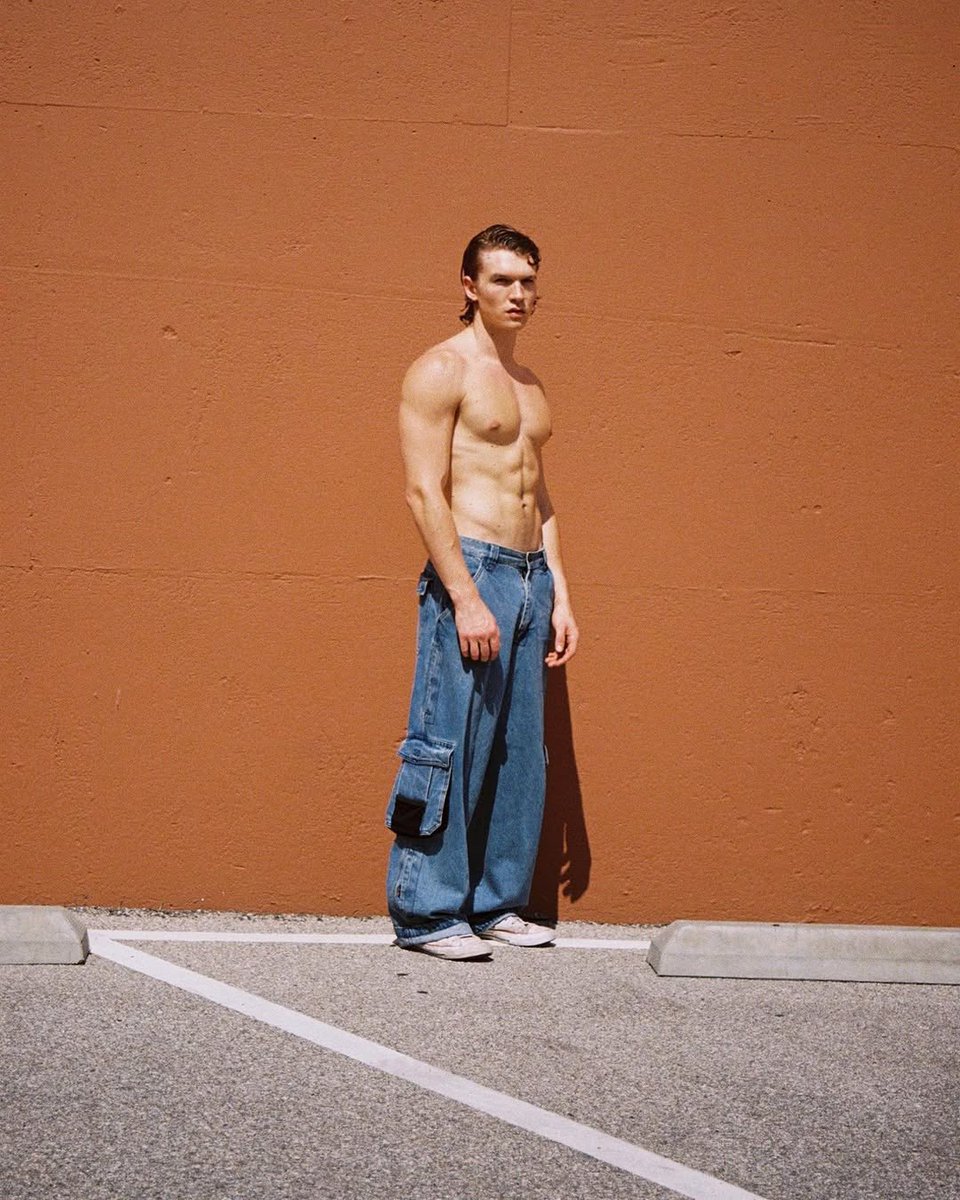 Connor Pics ꫂ᭪݁ tweet media