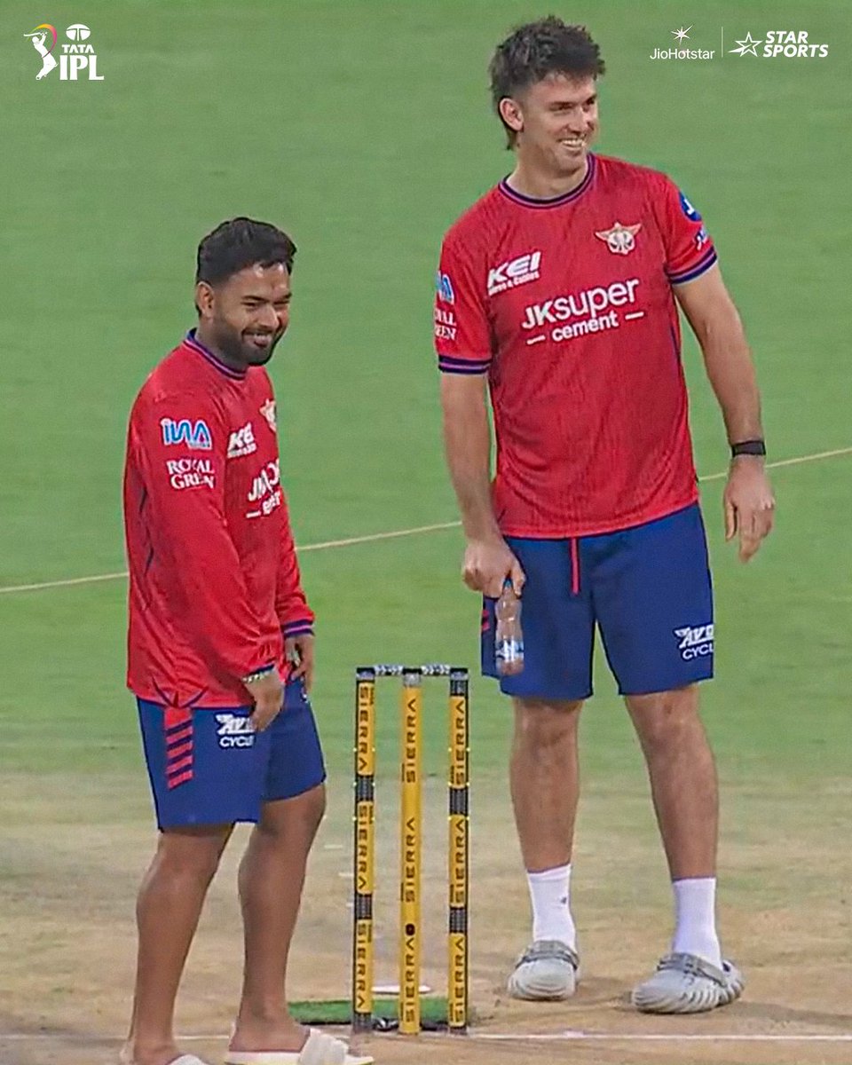 StarSportsIndia's tweet image. Sneak peek of fireworks? 😏🔥
#RCB &amp;amp; #LSG casually smashing it in the nets like it’s already game time 💥🔥

The main match is still to come… and it’s going to be BIG 👀

#TATAIPL | #IPLRivalryWeek 2026 ➡️ #RCBvLSG | LIVE NOW 👉 hotstar.onelink.me/UsKp/9r05cv5h