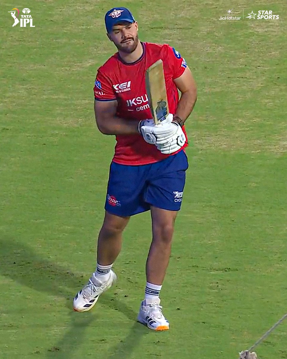 StarSportsIndia's tweet image. Sneak peek of fireworks? 😏🔥
#RCB &amp;amp; #LSG casually smashing it in the nets like it’s already game time 💥🔥

The main match is still to come… and it’s going to be BIG 👀

#TATAIPL | #IPLRivalryWeek 2026 ➡️ #RCBvLSG | LIVE NOW 👉 hotstar.onelink.me/UsKp/9r05cv5h