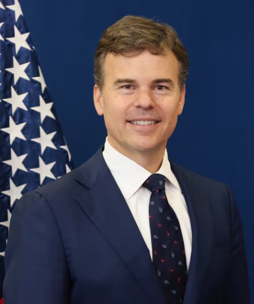 eluniversocom's tweet image. #Internacional | EE. UU. designa a John Barrett para liderar su misión en Venezuela ow.ly/paPr50YJRC6