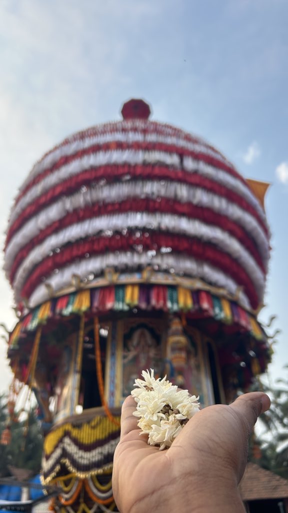 partha_roopak's tweet image. Visited Polali Shree Rajarajeshwari temple on the auspicious occasion of Bisu (Vishu).
#temple #tulunadu #vishu #bisu #festival #indianfestival