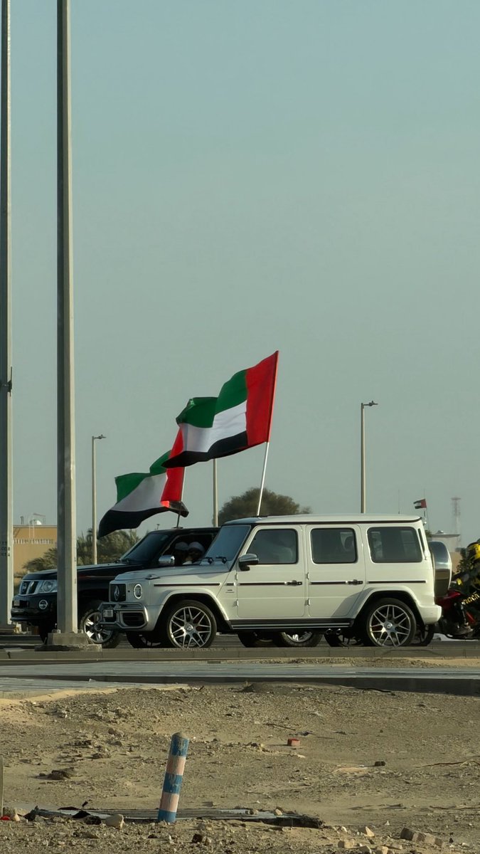 0kltham's tweet photo. حصنتك بسم الله ياوطن❤️🇦🇪 https://t.co/JRyPRWOynZ