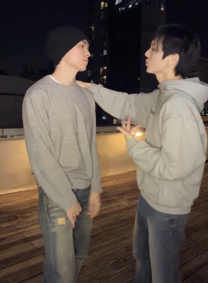 vernon content tweet media