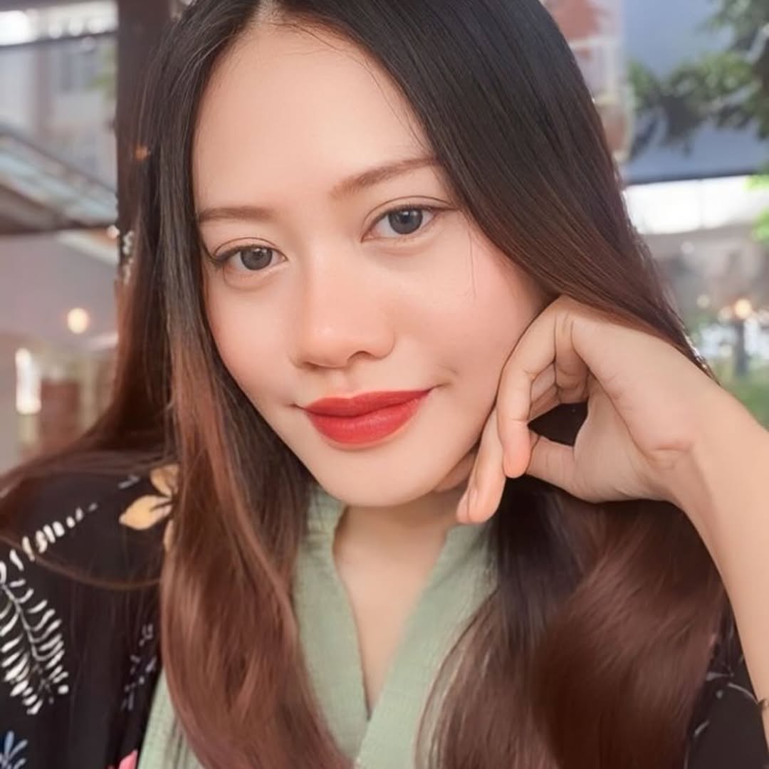 baby girl 🌺 tweet media