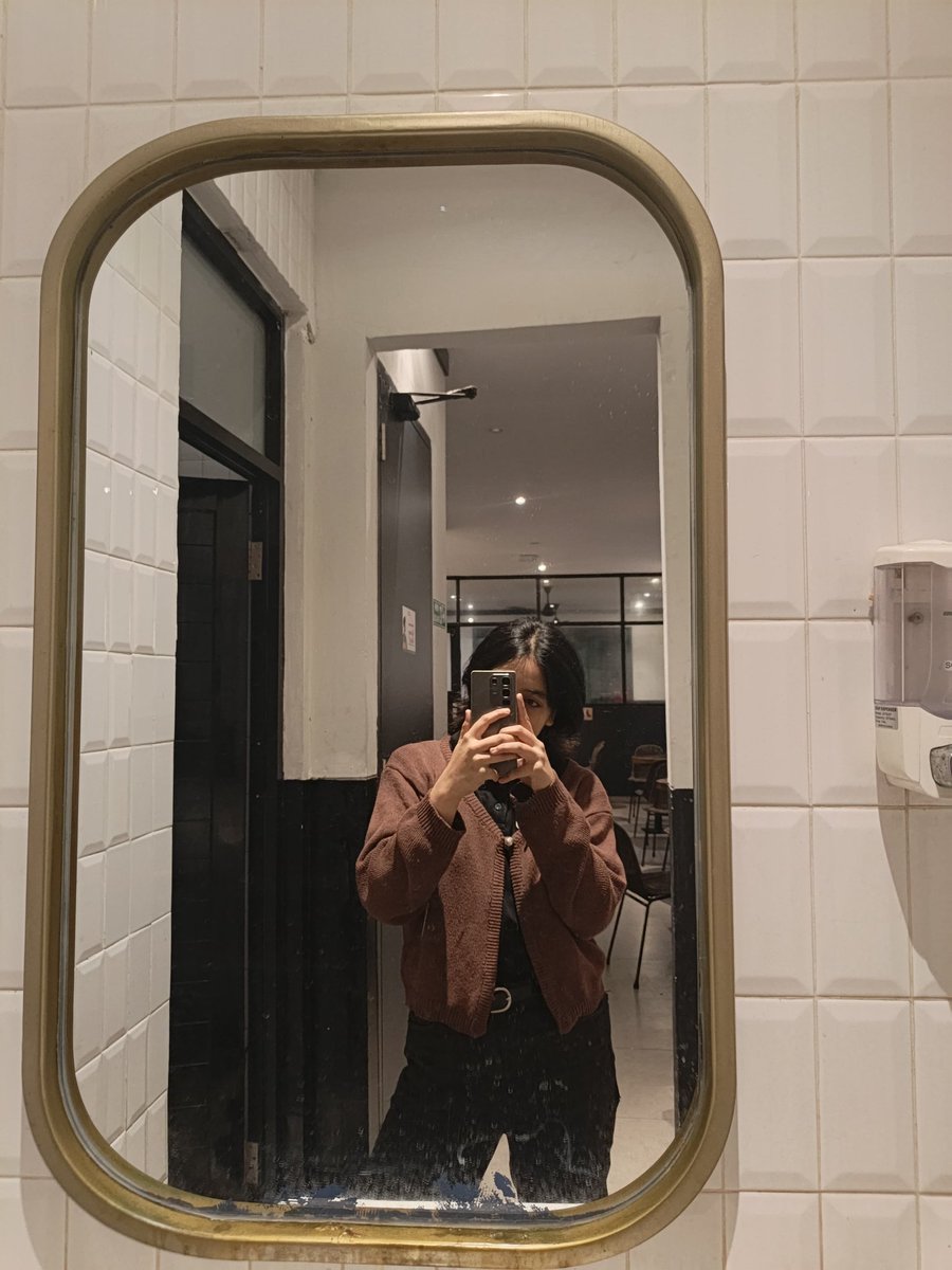 gemesss gituu, coklat coklat.