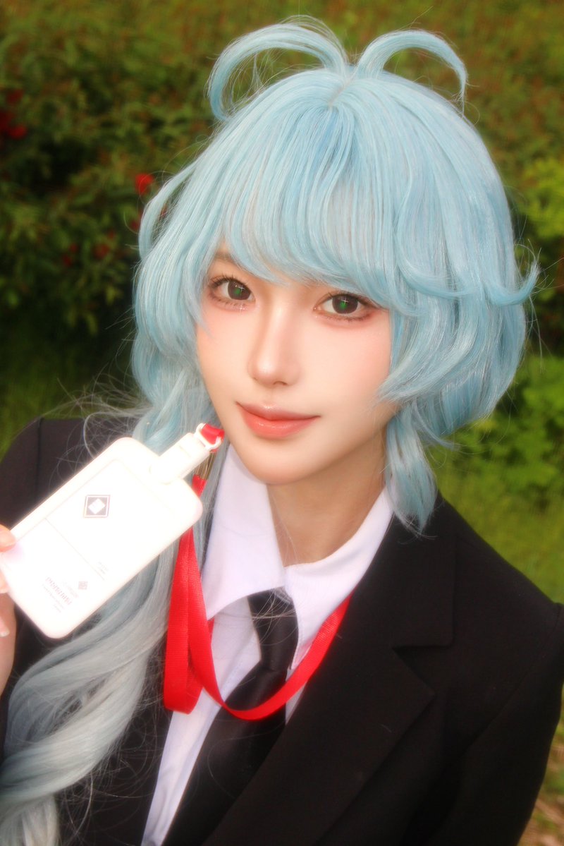 ꜱᴜɪɴɢ tweet media