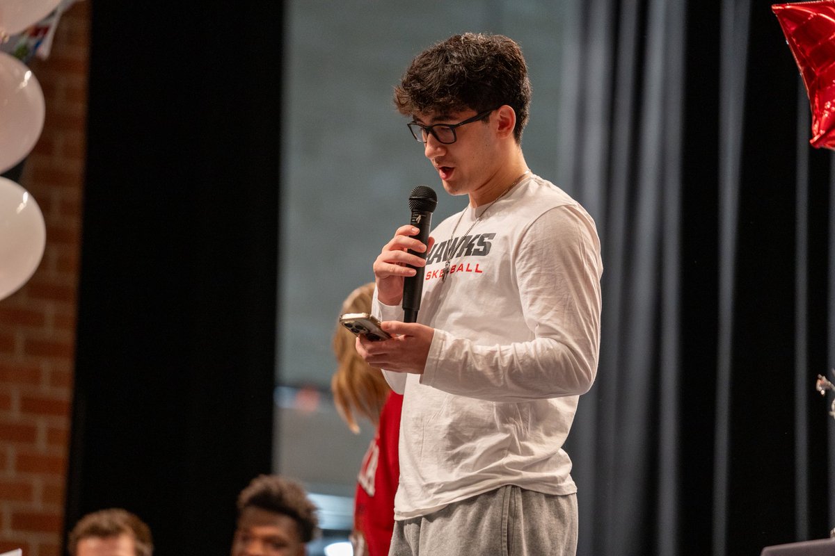 MNHSActivities's tweet photo. We had SIGNING DAY this morning at Millard North! 🎉

We’ll be sharing highlights of these fantastic student-athletes and their special moment throughout the week.

Congrats, Mustangs! 🐎 https://t.co/VKrRyoAf4N