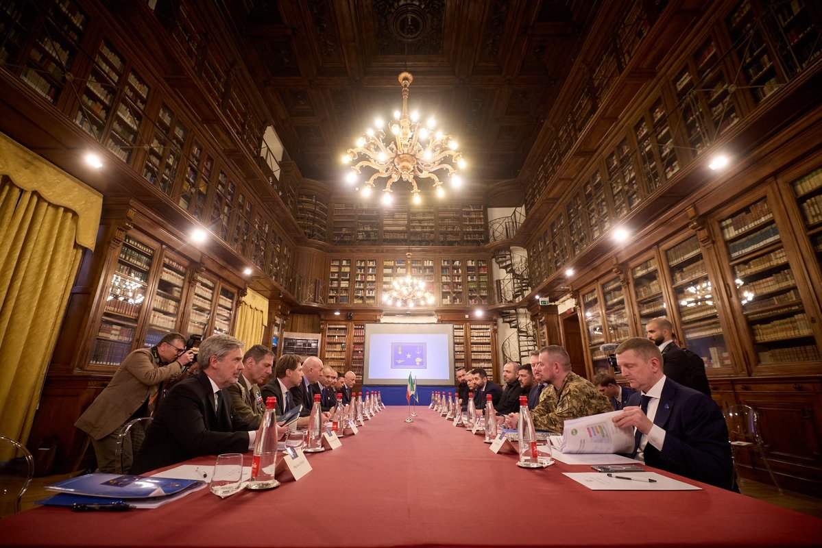 Volodymyr Zelenskyy / Володимир Зеленський tweet media