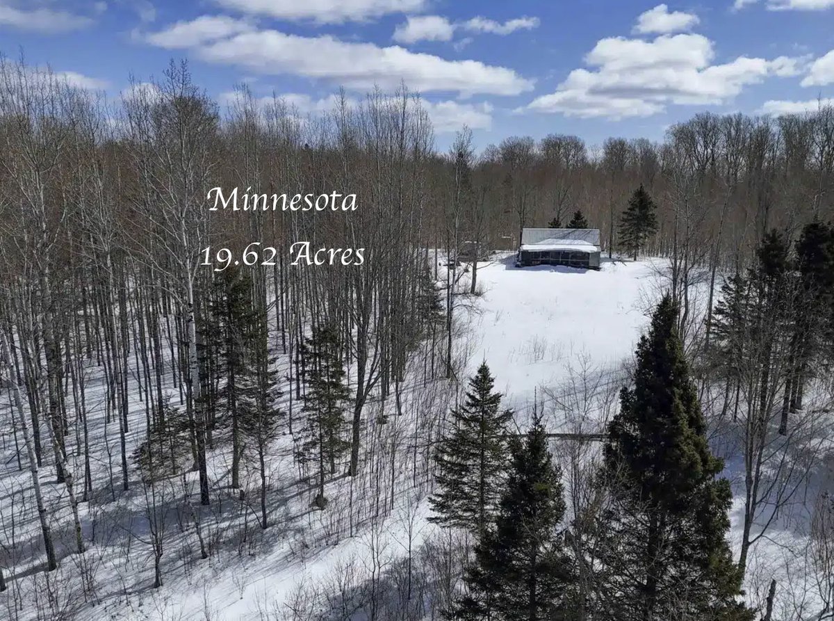 oldhouseunder50's tweet image. Rustic #Minnesota North Woods #Cabin on 19.62 #Acres – $100K. 
oldhousesunder100k.com/rustic-minneso…