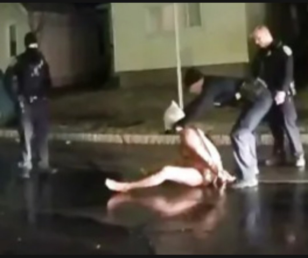 Cop Cuffs tweet media