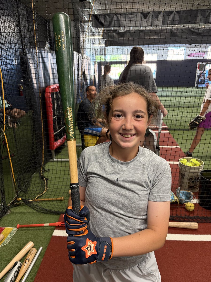 CamWoodBats's tweet image. Love seeing these players putting in great work in the cage and getting excited about training and improving.

Stick to the process and keep getting 1% better every day! 💪💥🥎

#training #development