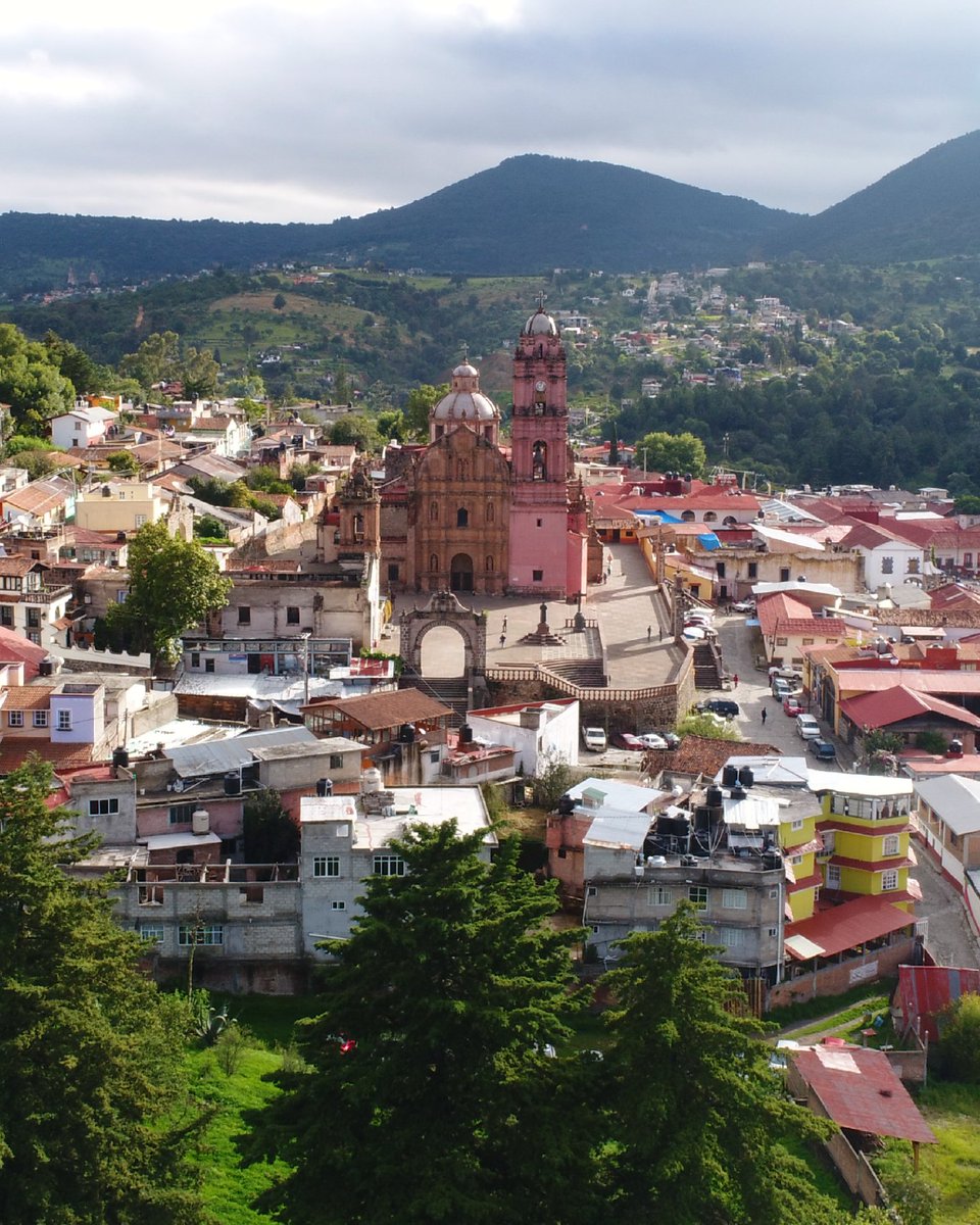 Amigas y amigos de Michoacán, y de todo México que sienten este destino como suyo 💛

Estamos nominados en 6 categorías de “Lo Mejor de México” de la revista México Desconocido 🇲🇽✨ y hoy necesitamos de ti.

Vota antes del 20 de abril en 👉 f.mtr.cool/uyyaxkpdiz y sigamos