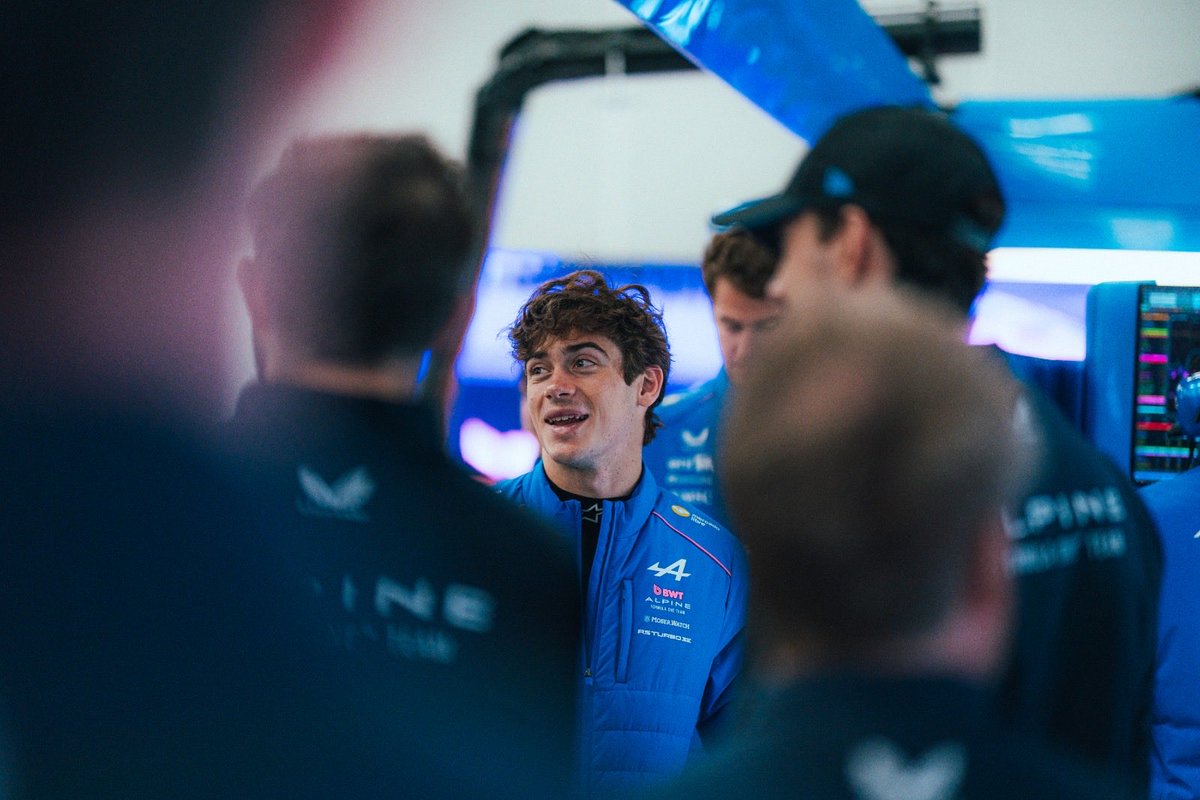 CarburandoTV's tweet image. ¡Cada vez más cerca de verlo en casa! 🇦🇷 

📍Retratos de @FranColapinto al mando del A526 de @AlpineF1Team en Silverstone.

#F1 #Alpine #Colapinto

📸 Alpine F1 - TWJB Photography