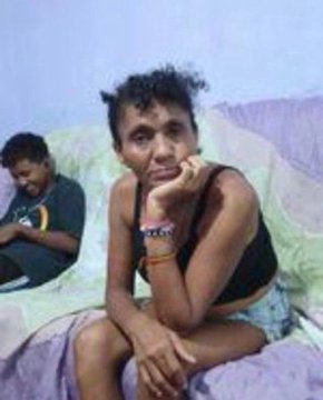 porra de mensagem de bob sinclar a mulher nem deve saber quem eh muito menos imaginar que o melhor vt da edição eh o dela ao som da musica dele