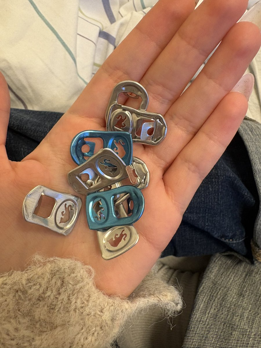 ༺Rayrie༻ tweet media