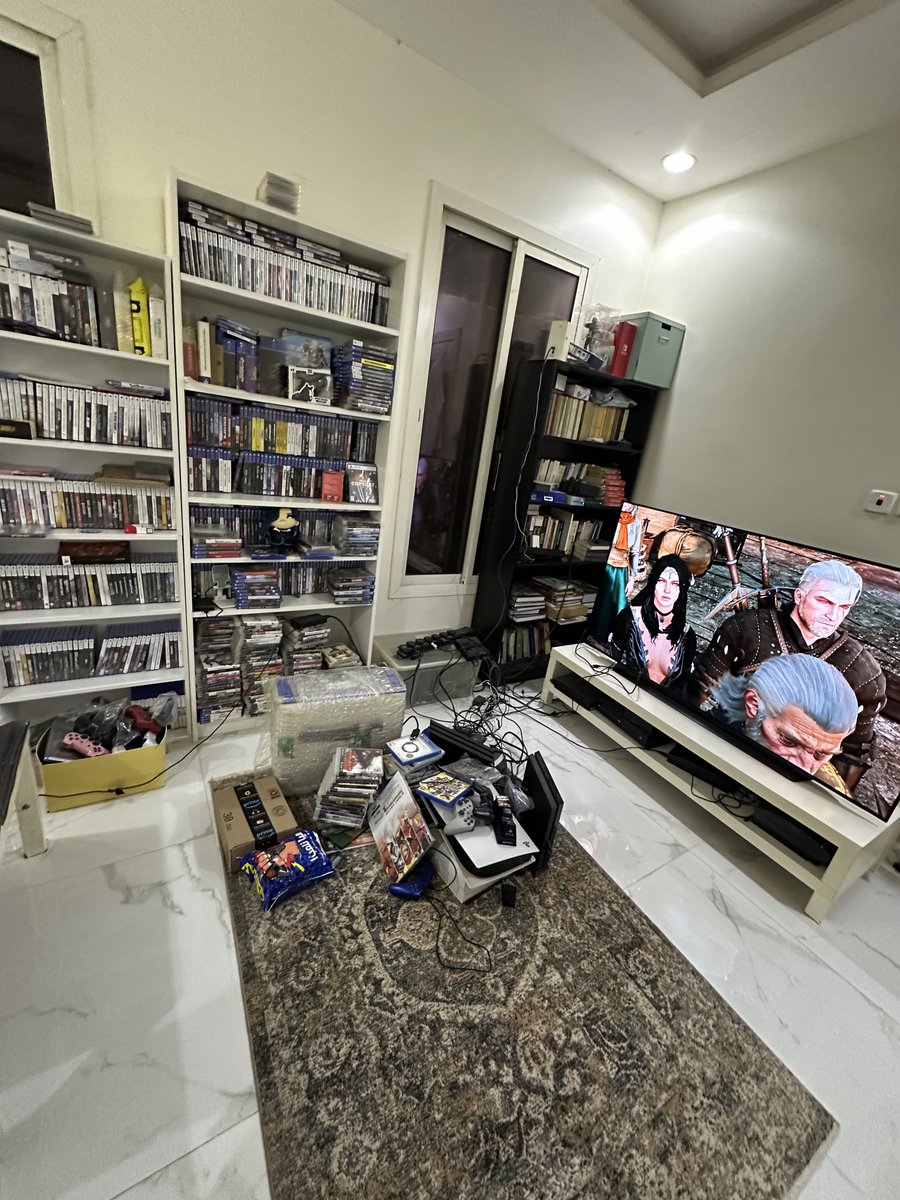 SHAMROKH tweet media