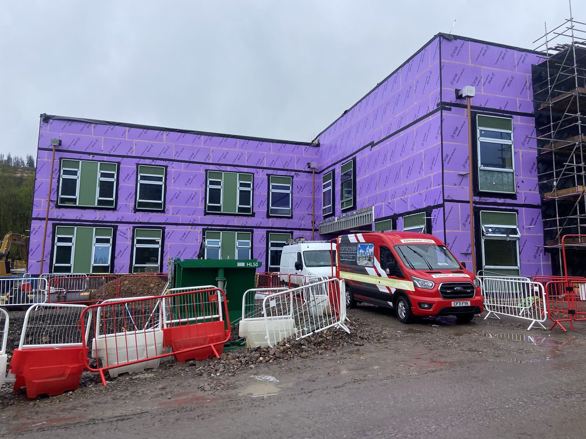 YsgolCambrian's tweet image. Fantastic progress at the new school! 🏫 we can’t wait to welcome all the pupils and families @RCTCouncil #ysgolcambrian #newalnschool #aln
