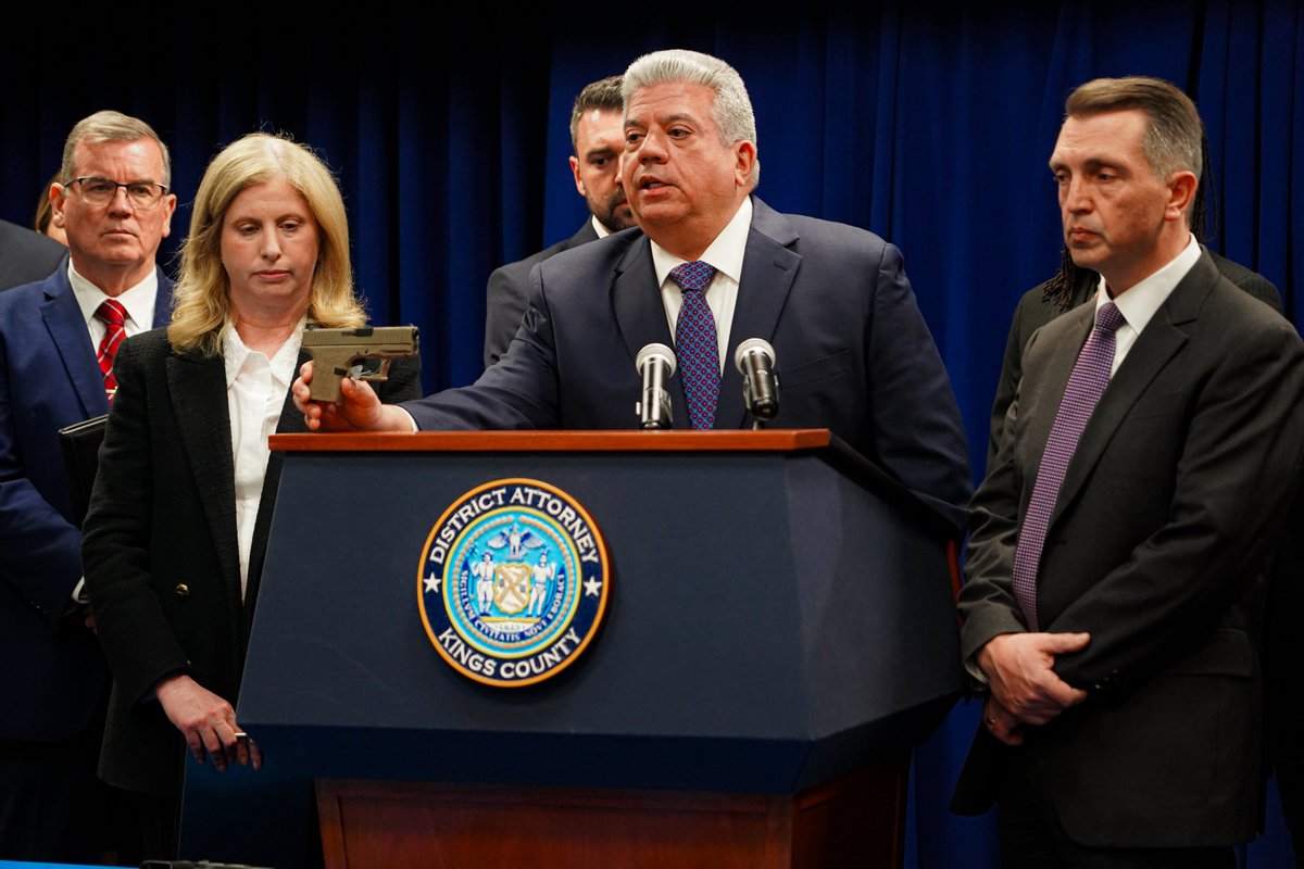 Brooklyn District Attorney Eric Gonzalez tweet media