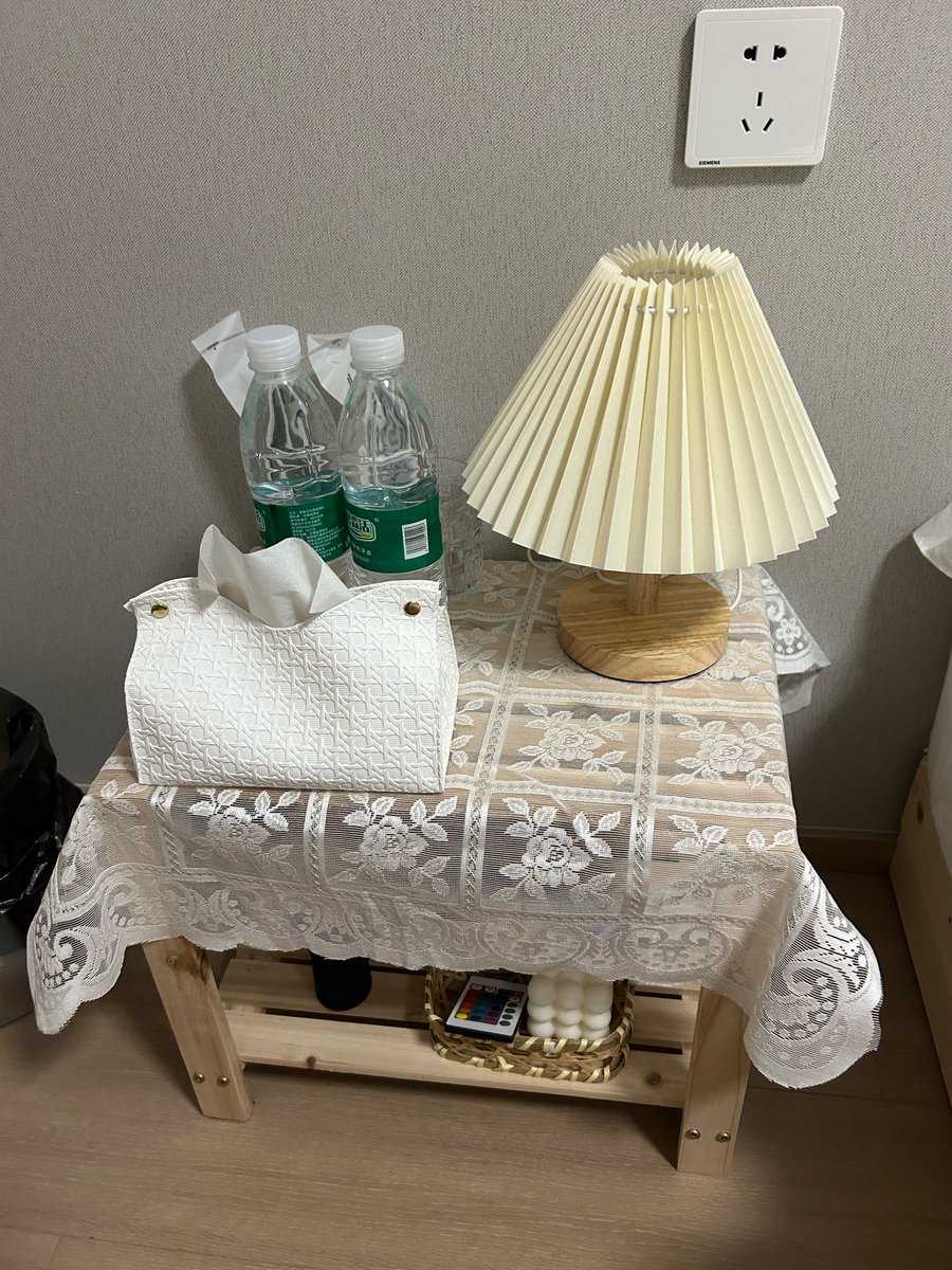 phil whip tweet media