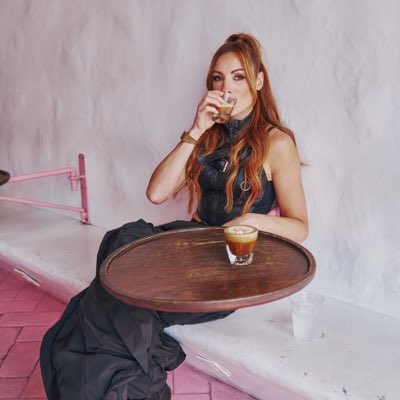 Rebecca Quin tweet media