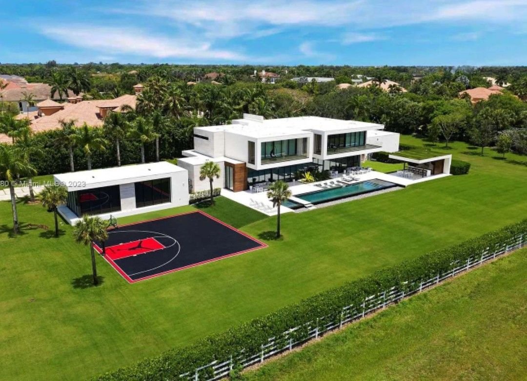 ❎e k ℹ️ tweet media