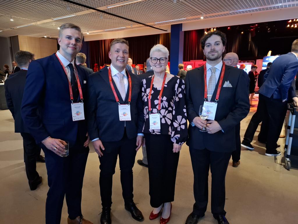 Mervi Parviainen tweet media