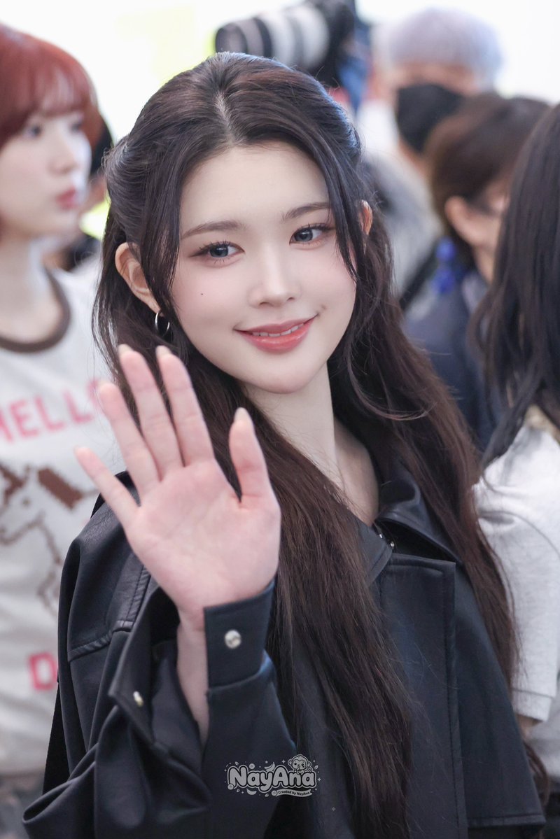 NayAna_H2H's tweet image. 260315_ICN🛫_Ana
#Ana #에이나 #노유나 #魯惟娜
#Hearts2Hearts #하츠투하츠 #H2H #하투하