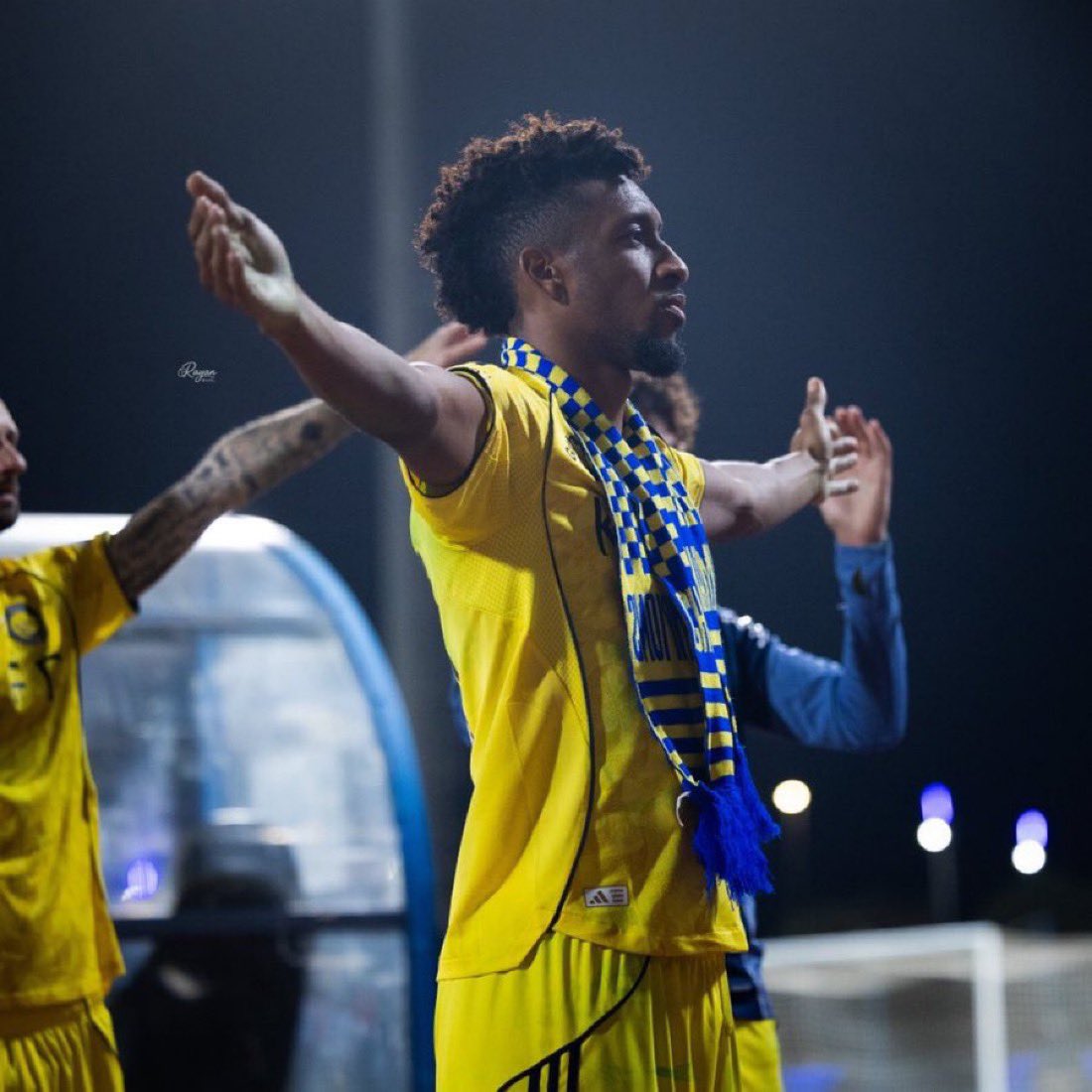 M E Hً ! tweet media