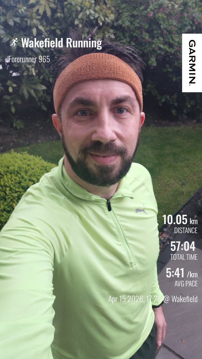 NeoJrs1983's tweet image. Well that was an interesting #run dry &amp;amp; sunny at the start but about 3km in hit by what can only be described as a monsoon! The rain came in sideways &amp;amp; the gust of wind took my breath away. By 7km it was sunny again &amp;amp; calm. Despite this I very much enjoyed! Now time for cake!