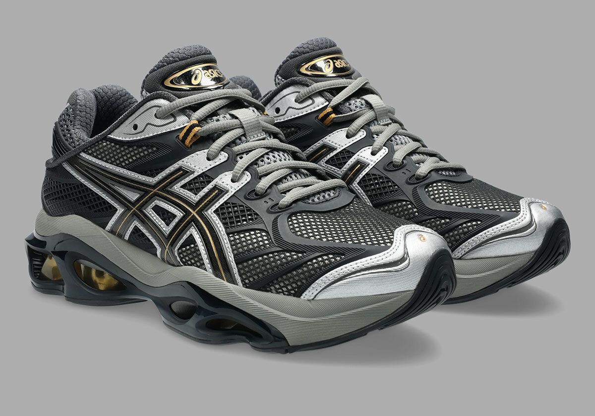 Sneaker News tweet media