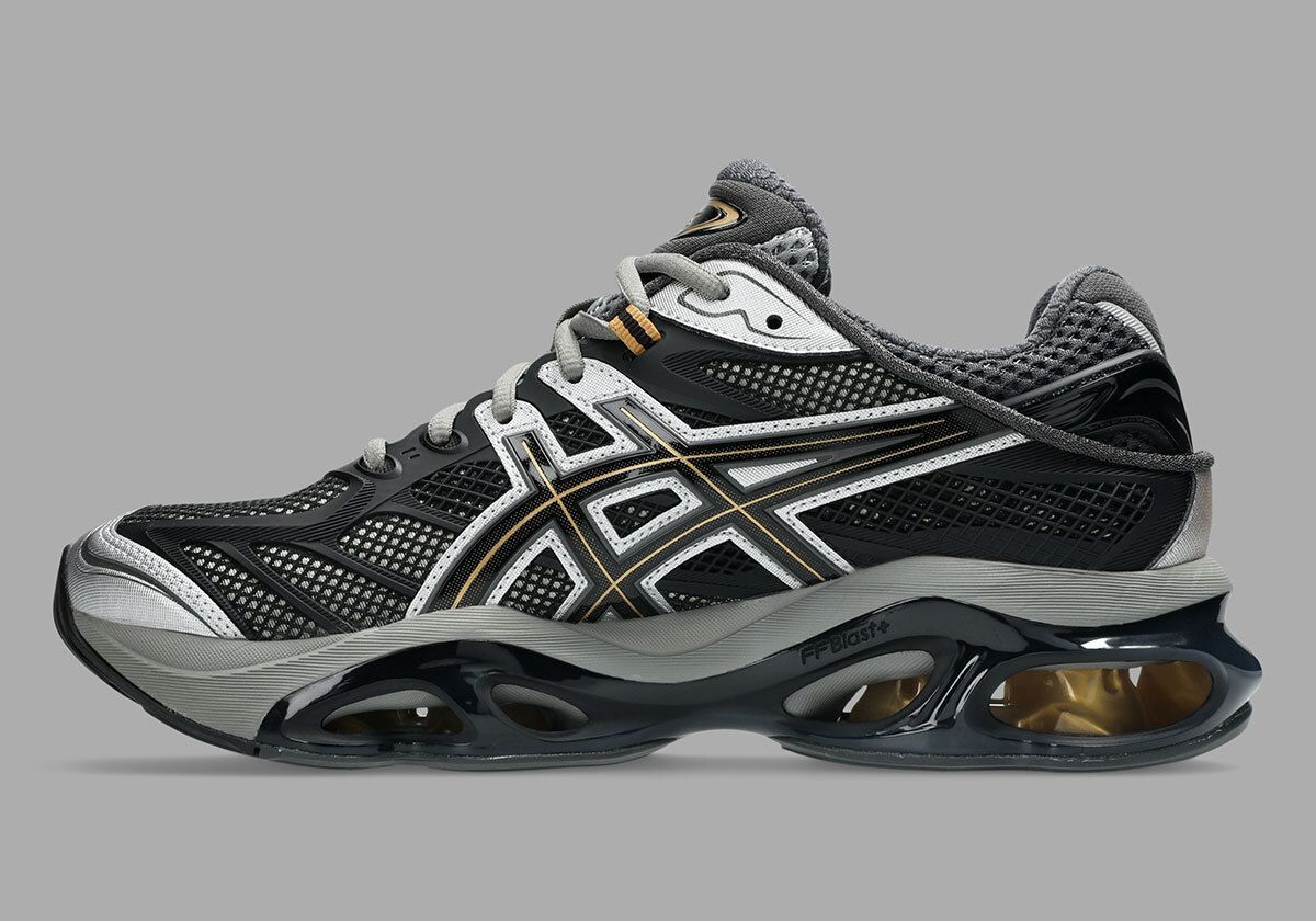 Sneaker News tweet media