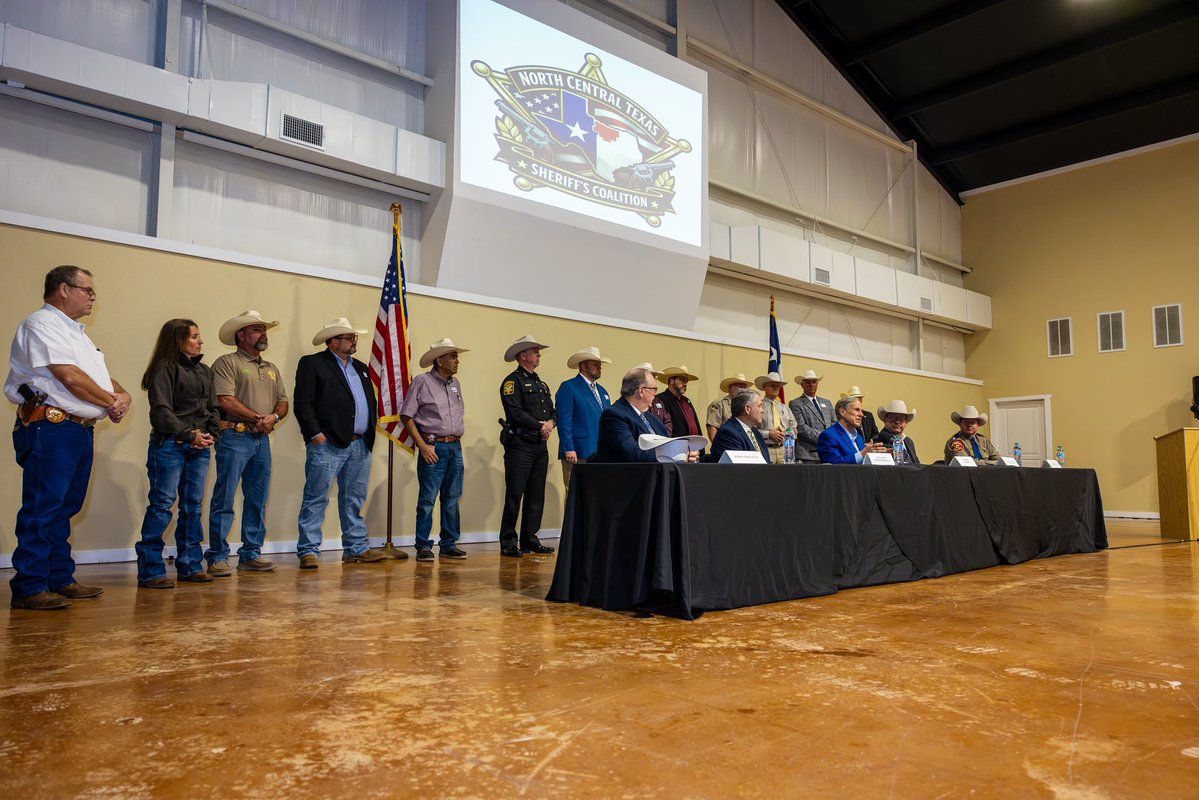 Governor Abbott Press Office tweet media