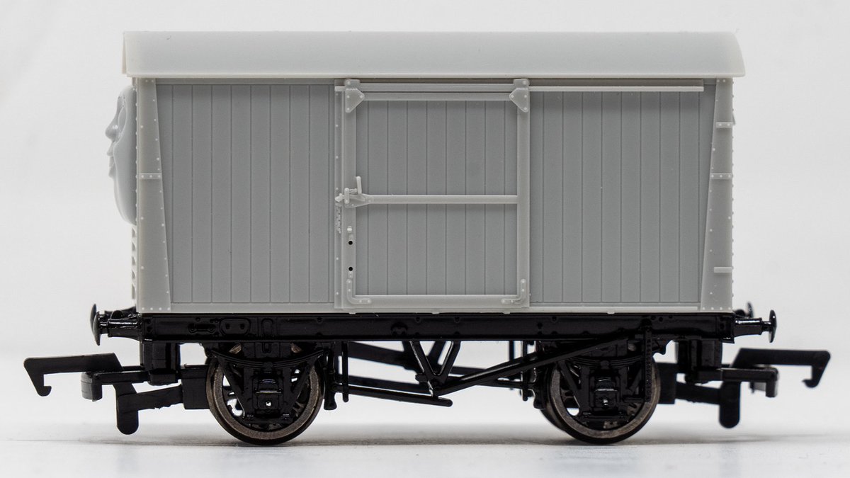 Bachmann has shared official high quality images of the Troublesome Truck #7 test sample!