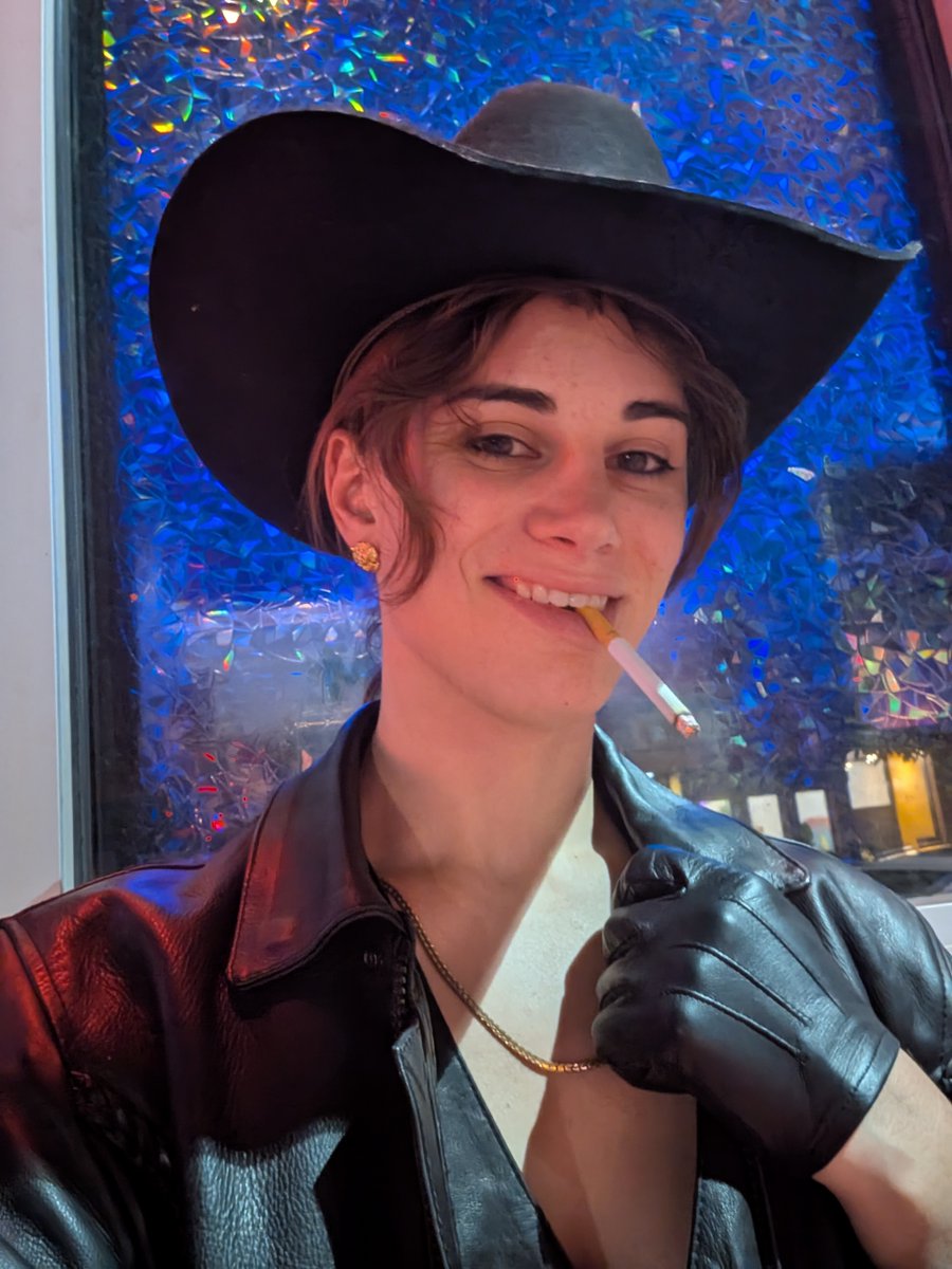 Sofia ''Buff Girlfriend'' tweet media