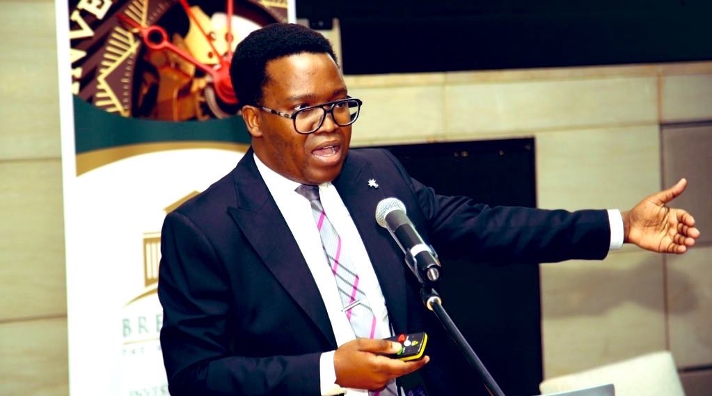 PhumlaniMMajozi's tweet image. You enjoy my commentary on South Africa’s political economy? Then join my @Patreon. It’s free! 

Link in the replies. ⬇️ #economy #politics #markets