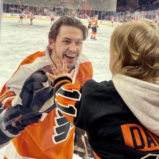 x - milo 🍎 tweet media