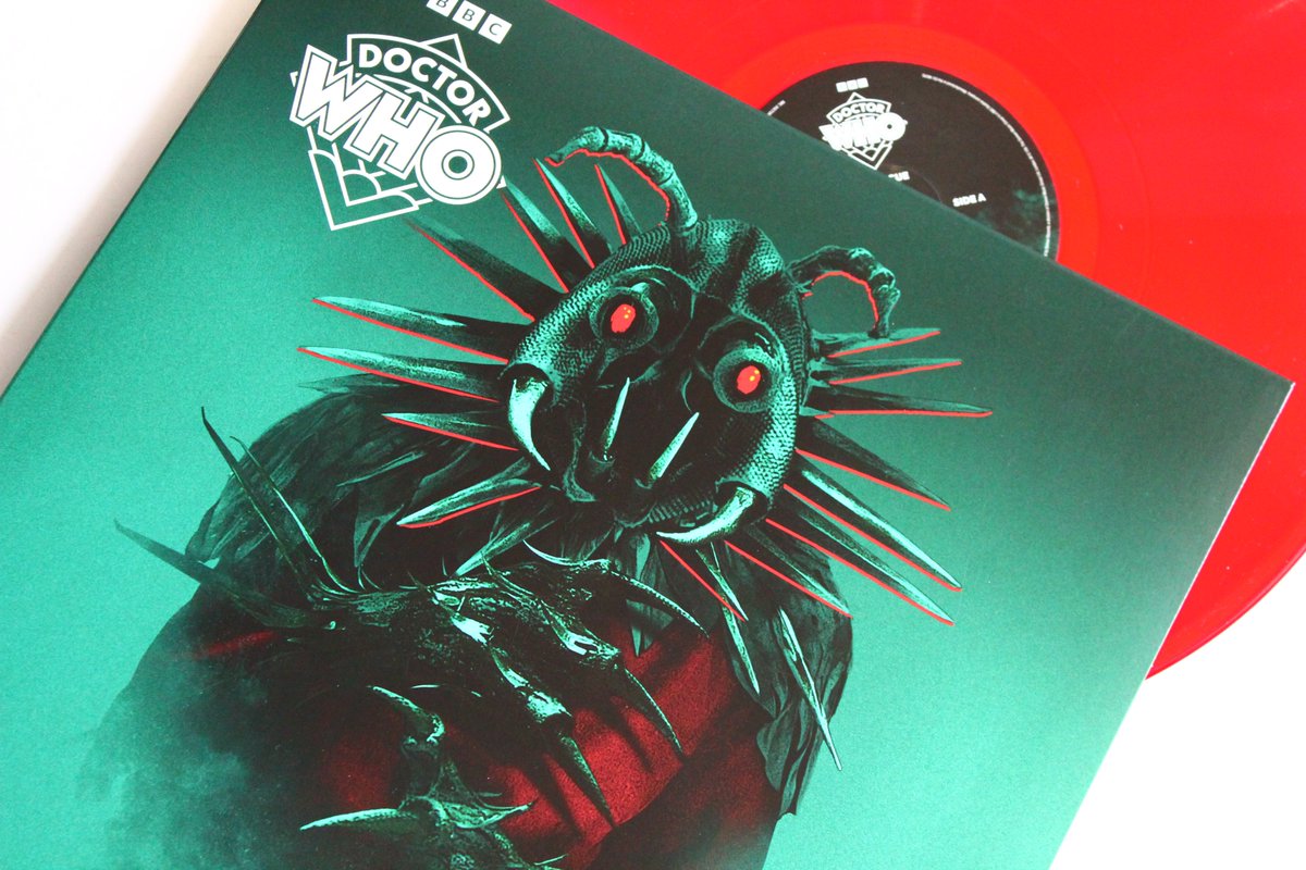 hostproductions's tweet image. Some additional review shots from yesterday's unboxing of Dr Who 'The Rescue' on red LP.

I believe remaining stock is now online from local stores encase you didn't brave the early start yesterday.

Watch Here: youtu.be/u9IilgcNfUY
@DemonMusicGroup #RSD26 #DoctorWho @RSDUK