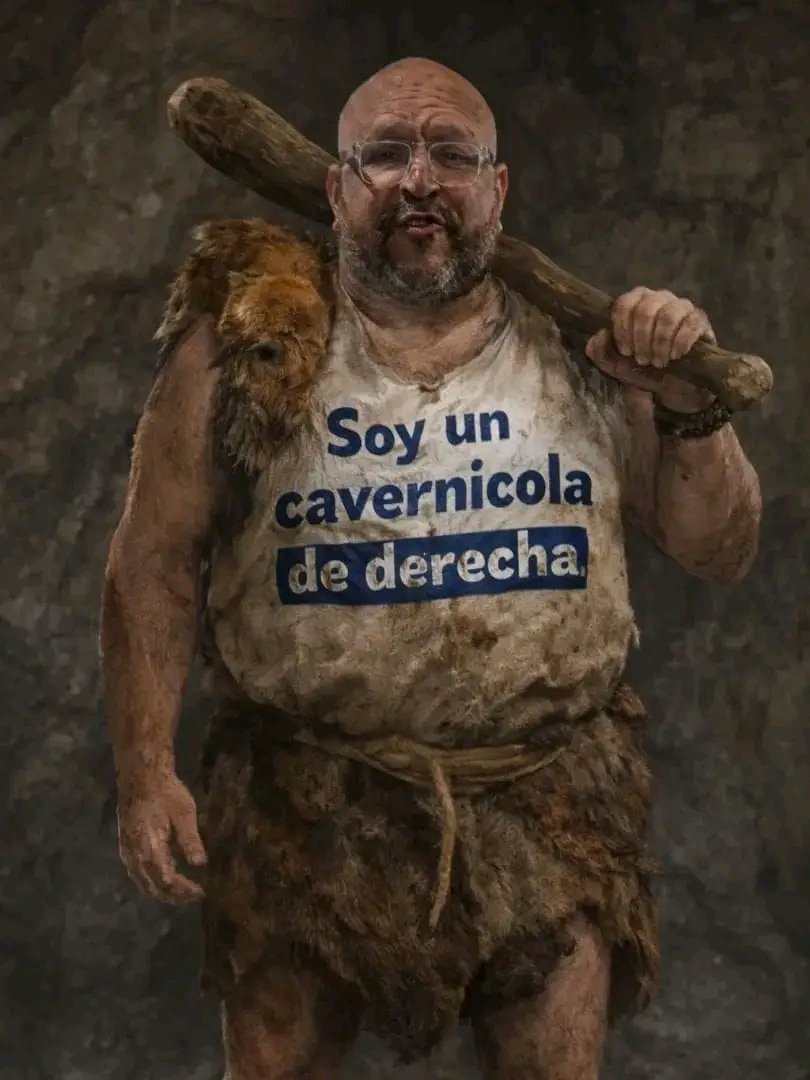 <a href="/ArielAnaliza/">Ariel Ávila</a> <a href="/pesedrosol/">Pedro Luis Ruiz Aguirre</a> <a href="/IvanCepedaCast/">Iván Cepeda Castro</a> <a href="/aida_quilcue/">Aida Quilcué</a> Y como para dudar de quién fue el que hizo y ordenó ese vandalismo que le hacen la sede de <a href="/IvanCepedaCast/">Iván Cepeda Castro</a>