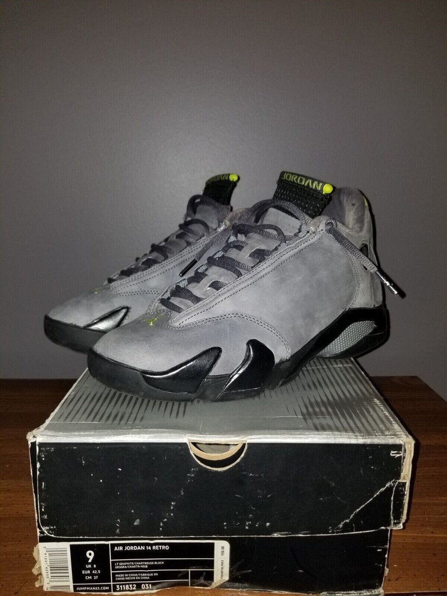 SneakerAlert tweet media