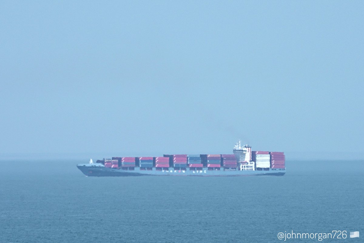 johnmorgan726's tweet photo. The MUKADDES KALKAVAN, IMO:9365829 en route to Norfolk, Virginia, flying the flag of the Marshall Islands 🇲🇭. #ShipsInPics #ContainerShip #TurkonLine #MukaddesKalkavan https://t.co/RuLuwzYaTx