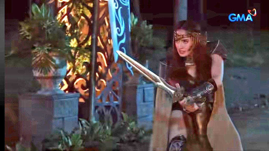 amphybursoc's tweet image. #SanggreLabanSapiro
Mitenaaaaaa wag mong saktan si Armea