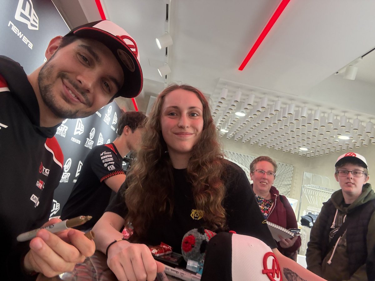 casey⚡️F1 stan🧡🏎️ tweet media