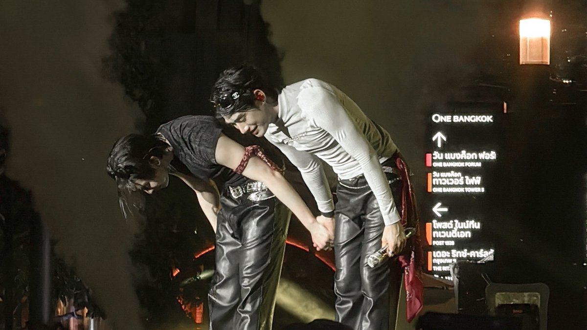 ◟✦ kkaowyw🤘🏻🍒 tweet media