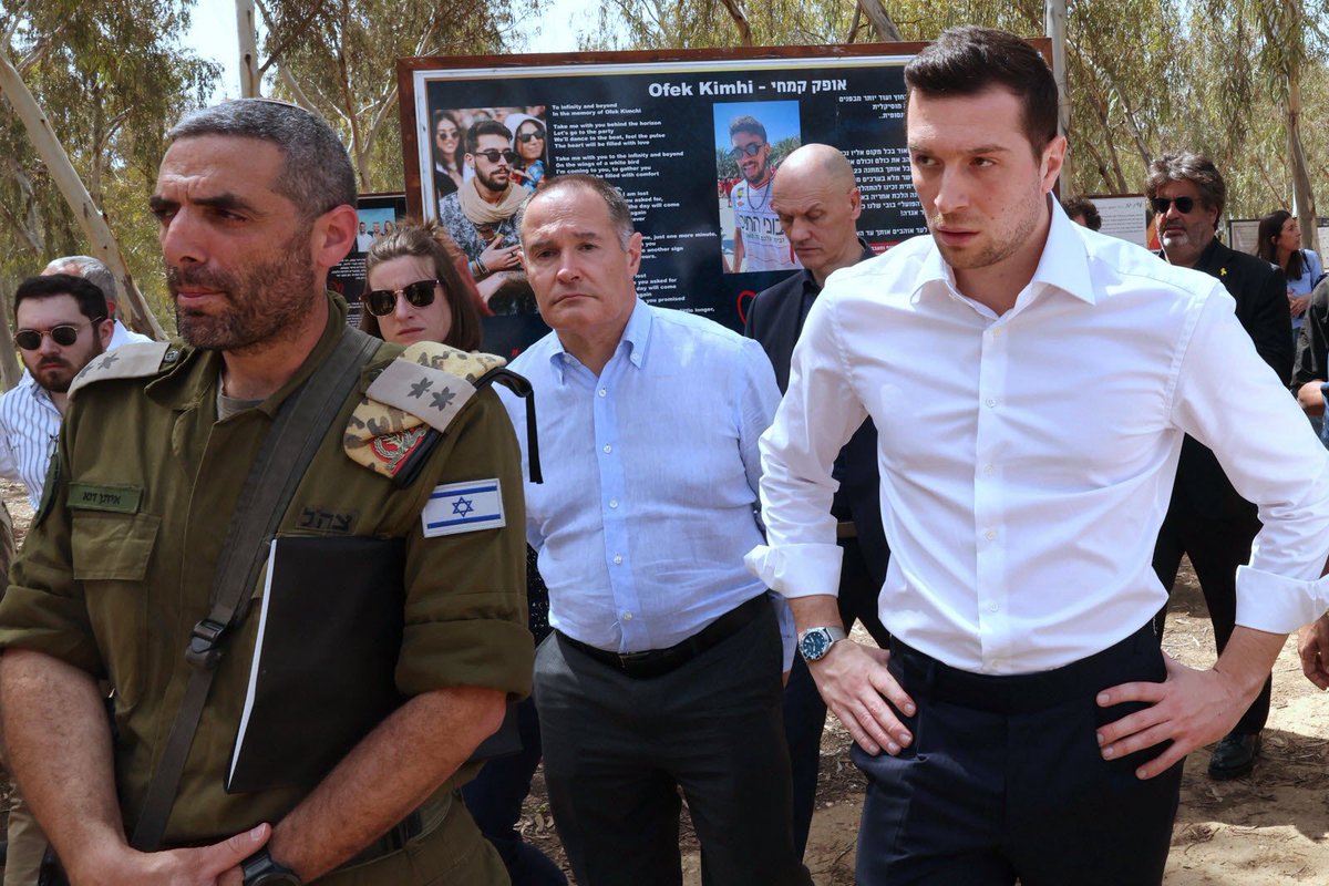 Lambdactu🔻 tweet media