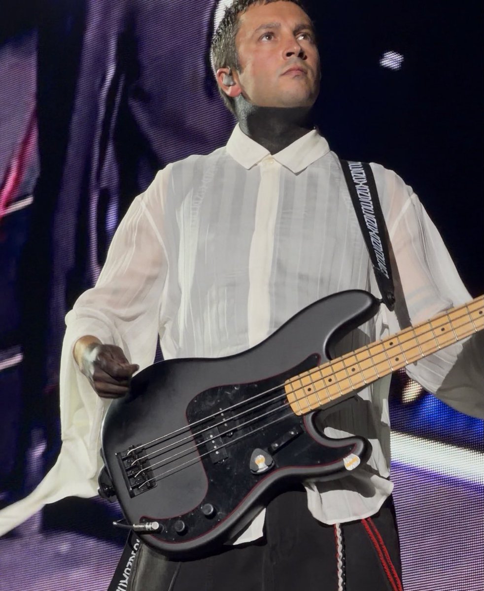 angie • ceo of pink tyler tweet media