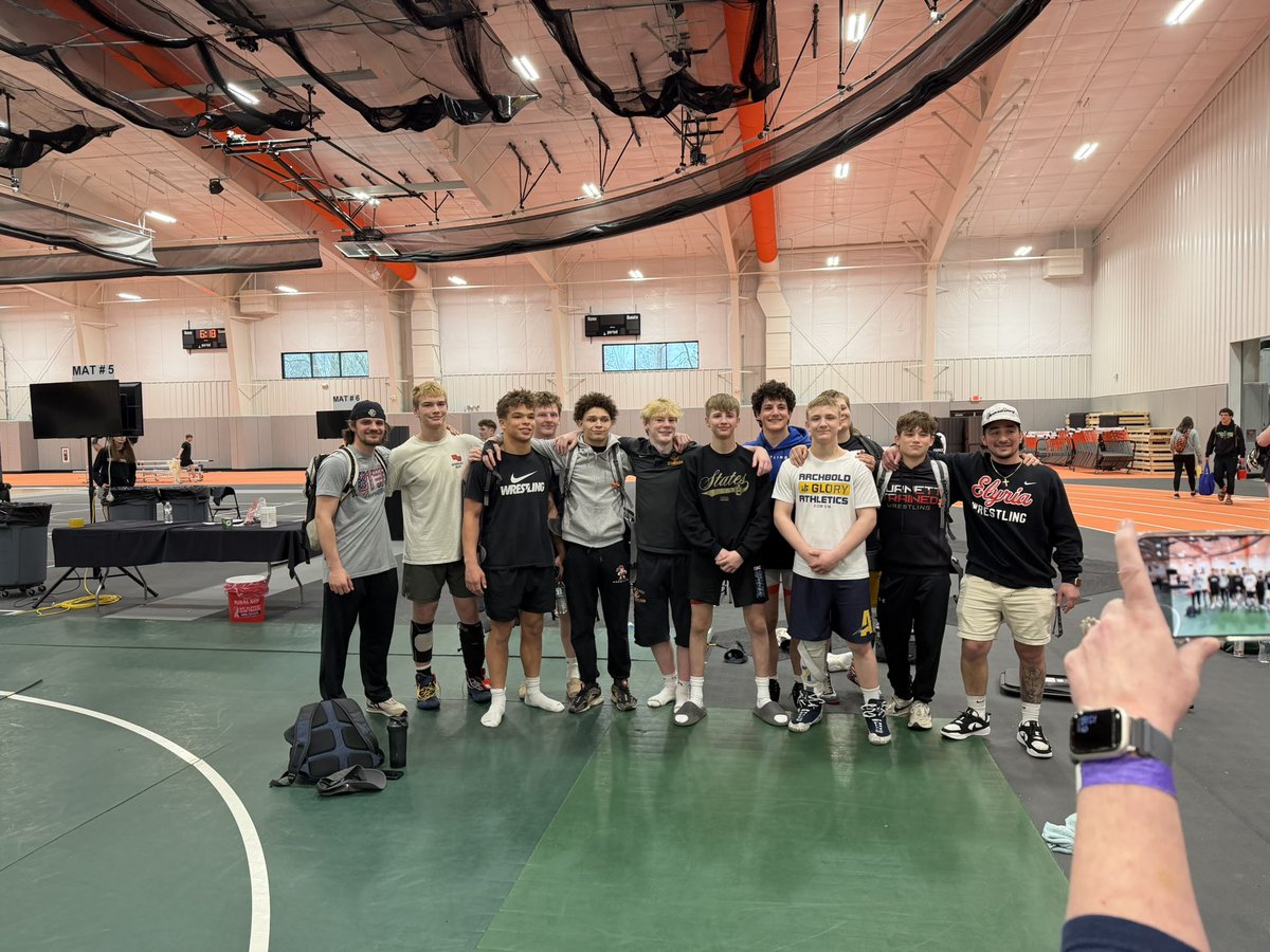 Elyria Wrestling tweet media